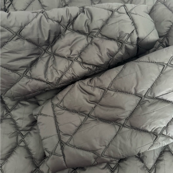 Women's  Unbranded Black Quilted V Neck Jacket Size Medium - Picture 9 of 9